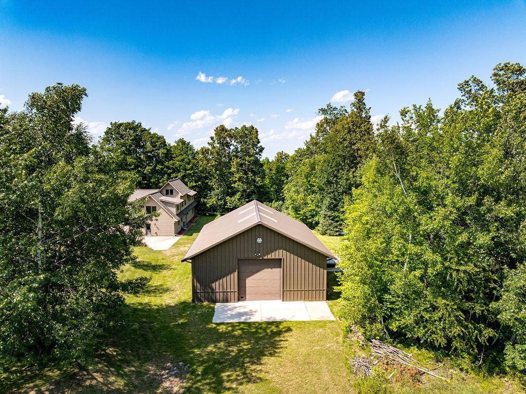 18732 Sugar Lake Trail