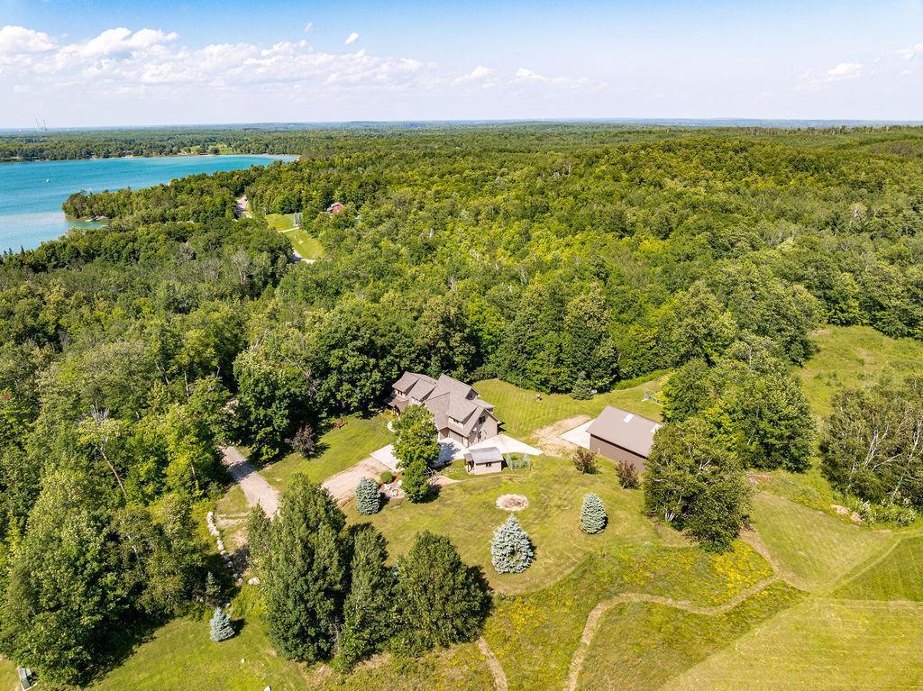 18732 Sugar Lake Trail