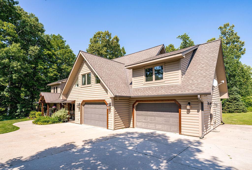 18732 Sugar Lake Trail