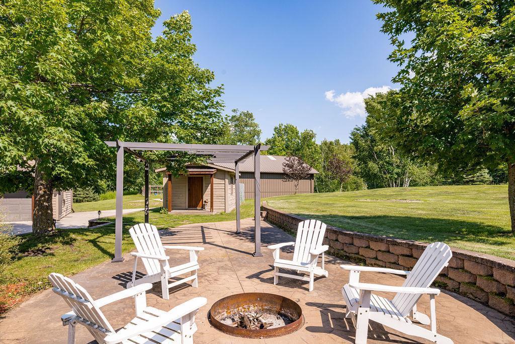 18732 Sugar Lake Trail