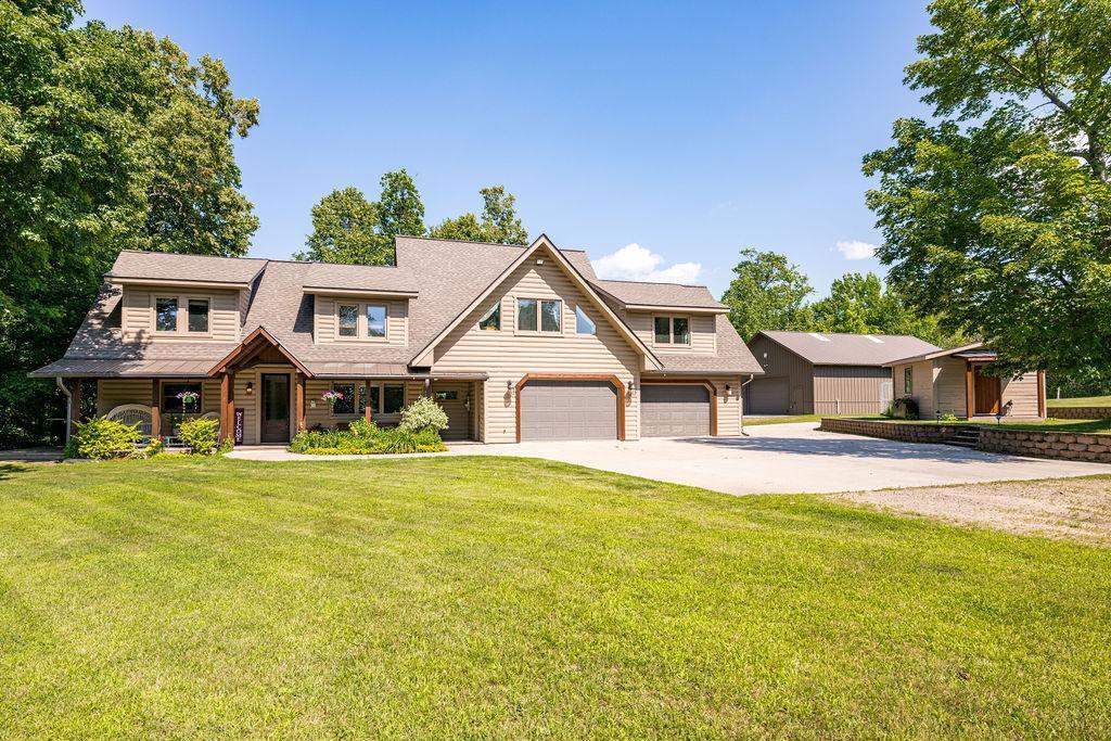 18732 Sugar Lake Trail