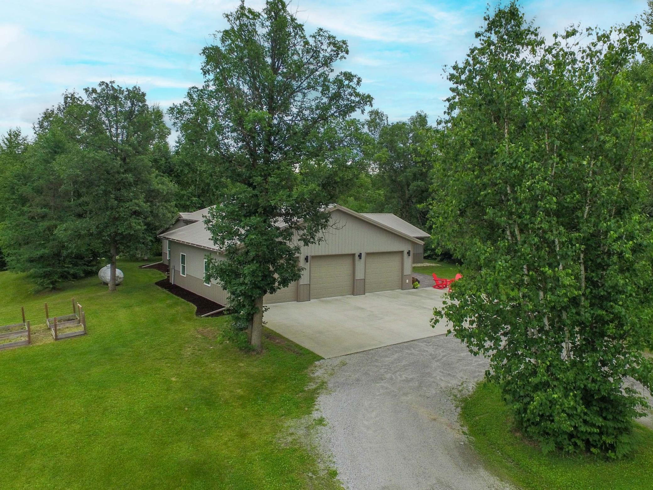 1389 Birch Circle NW