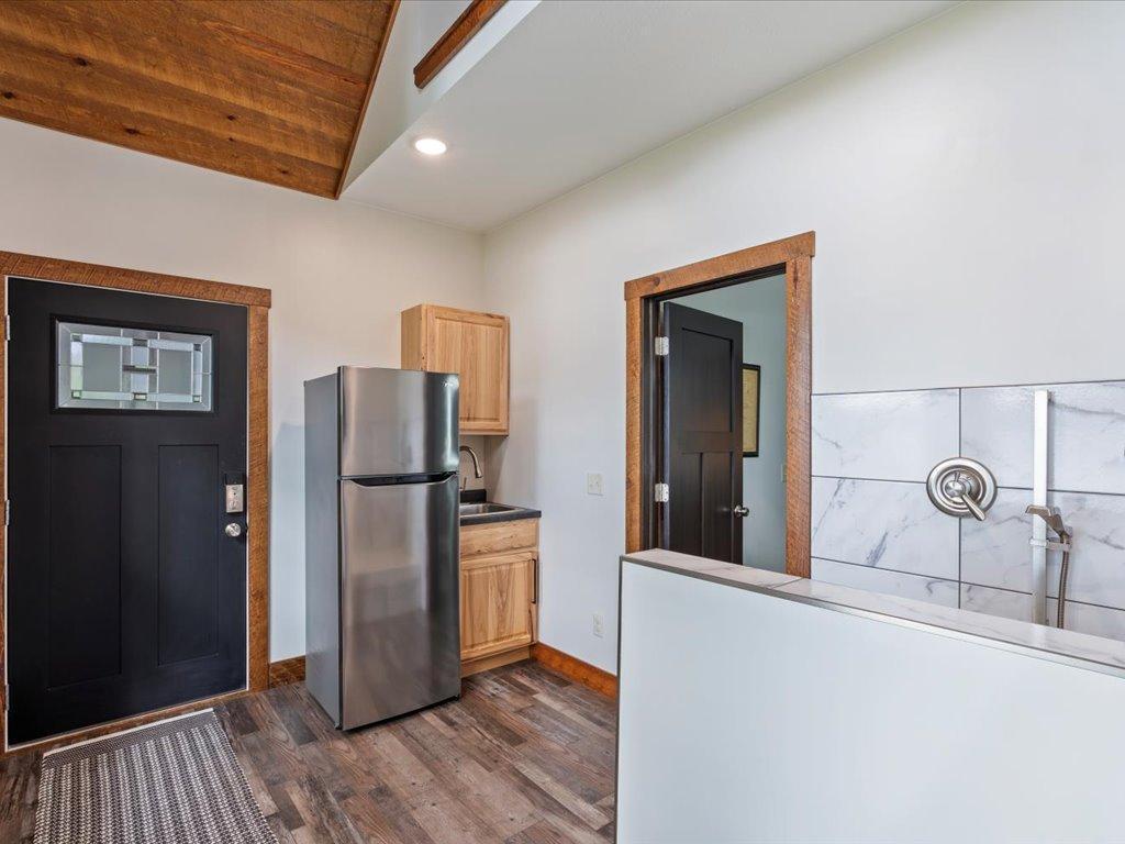 18128 Badger Road