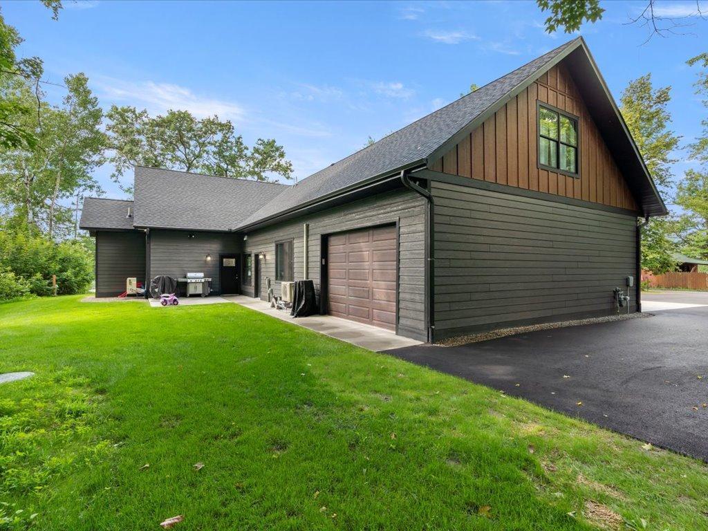 18128 Badger Road