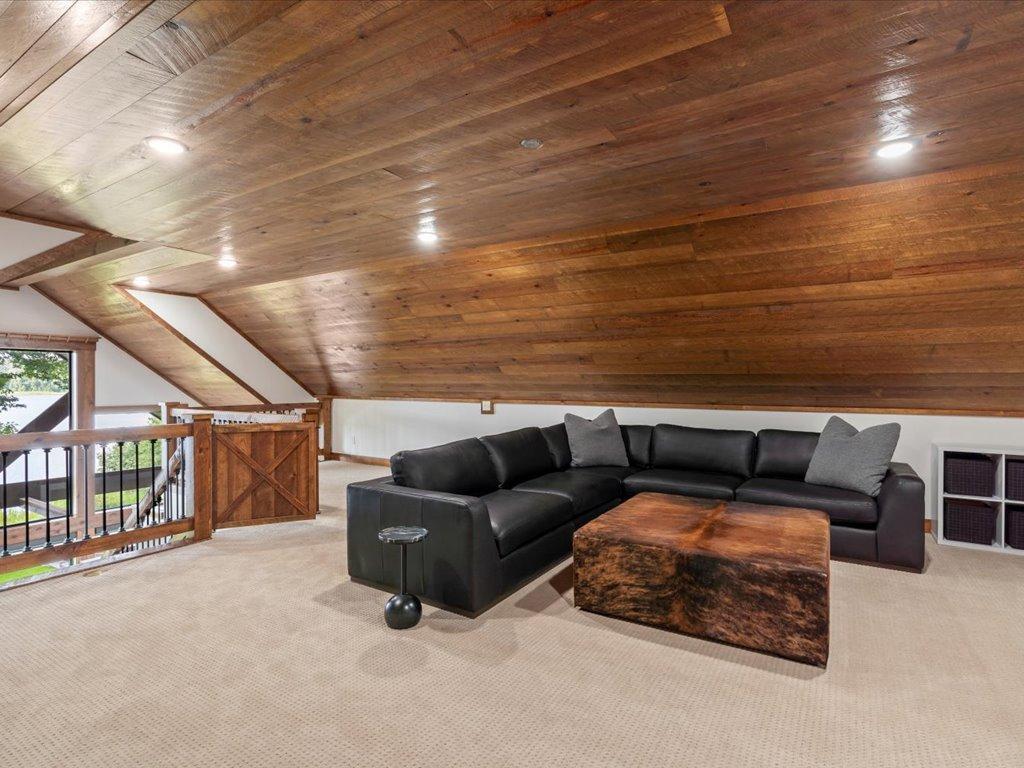 18128 Badger Road