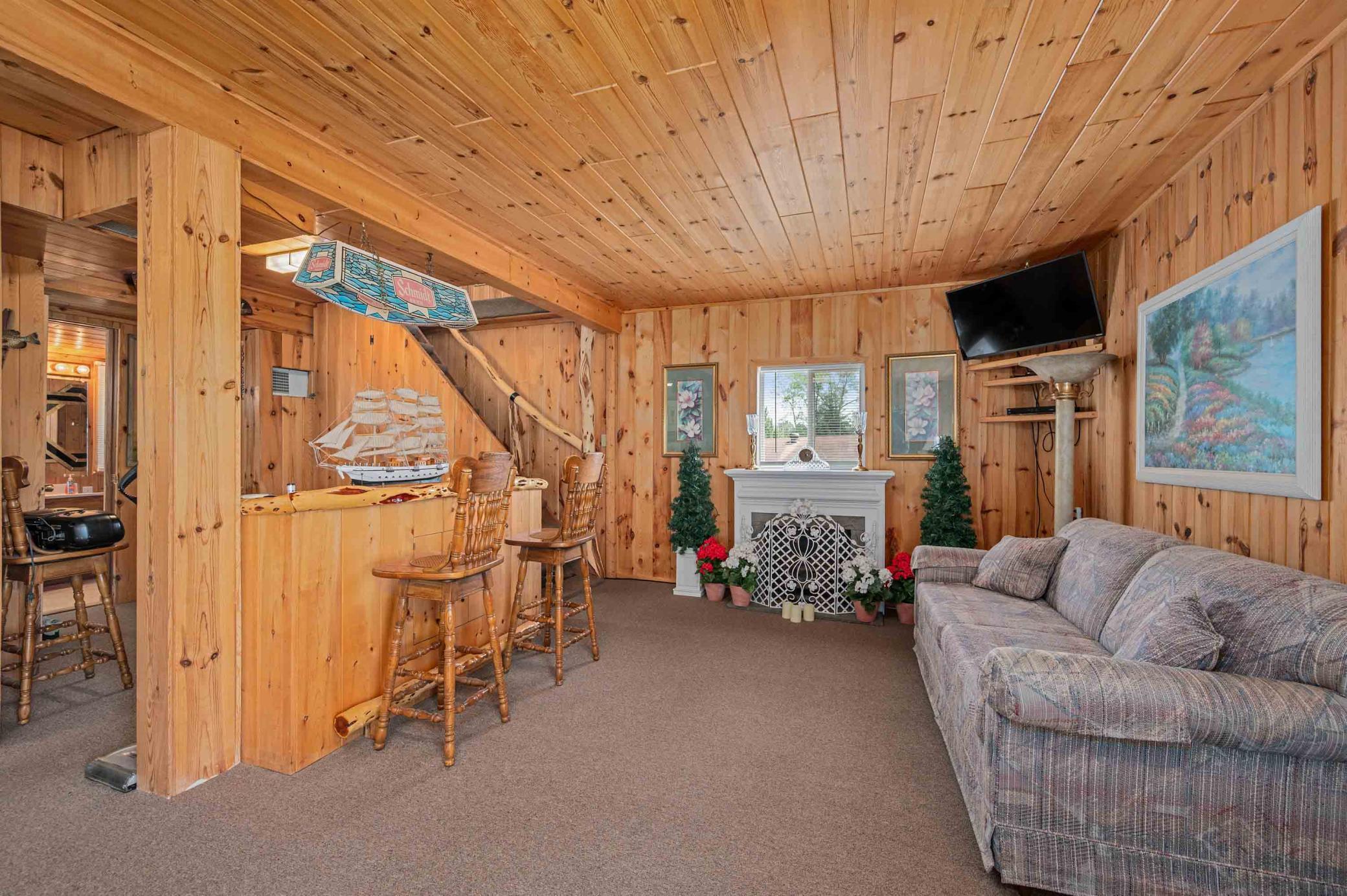 49802 Long Lake Trail