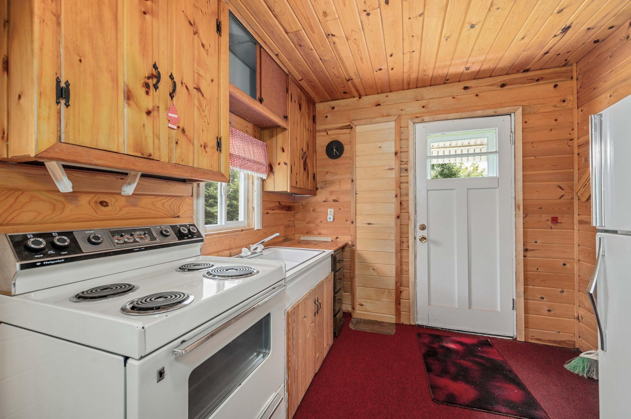 49802 Long Lake Trail