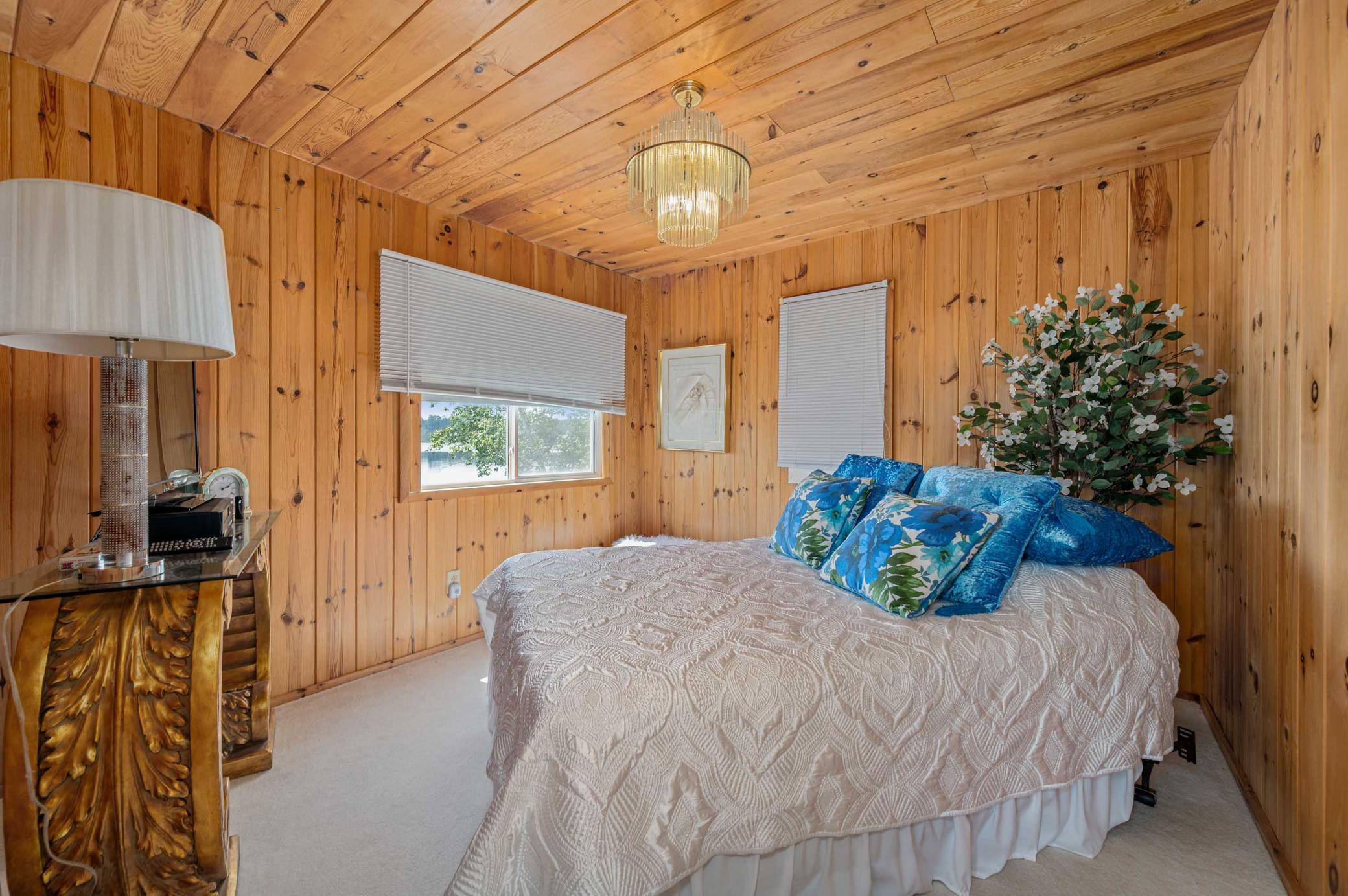 49802 Long Lake Trail
