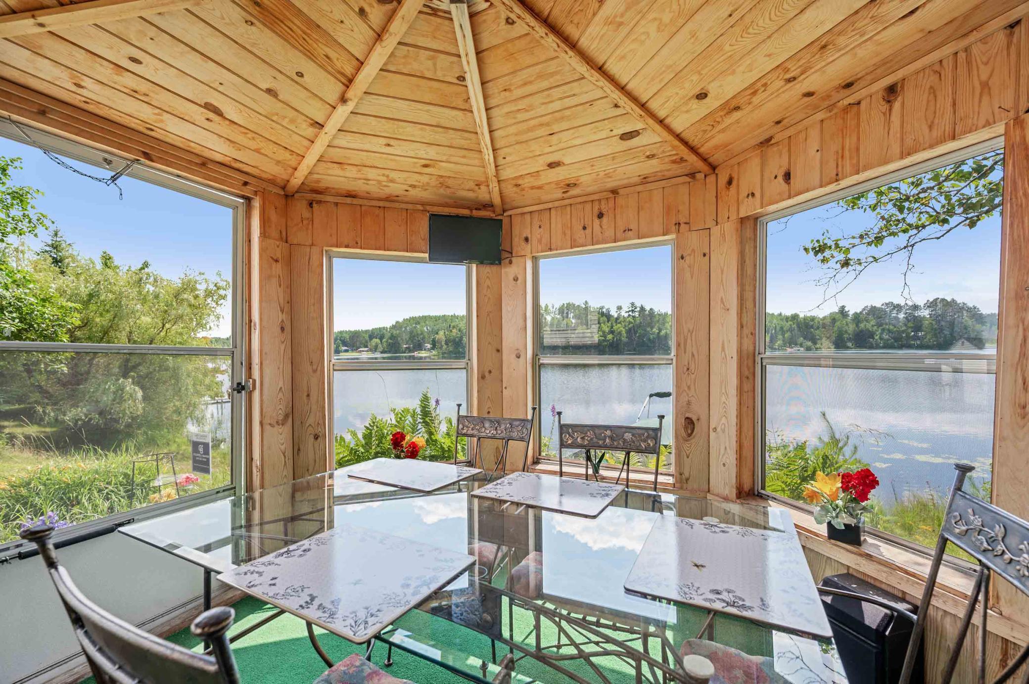 49802 Long Lake Trail
