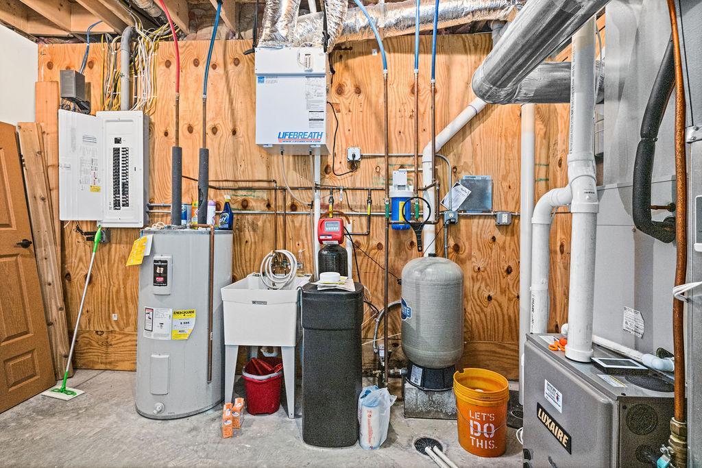 38234 Crystal Waters Road