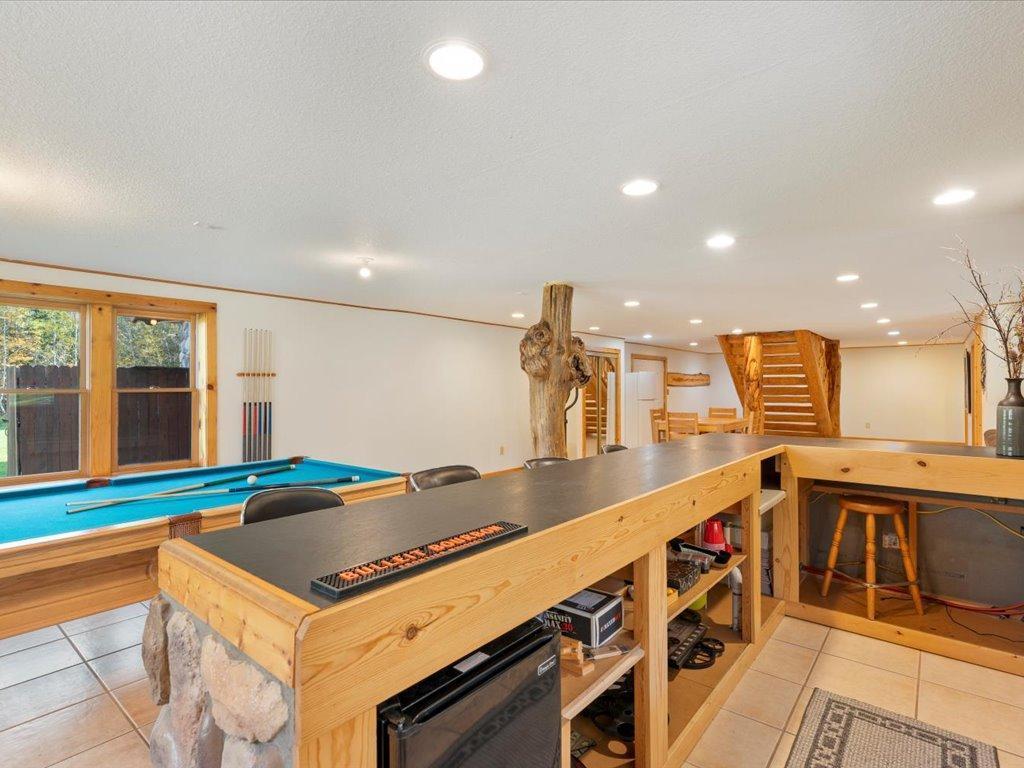 24800 Crooked Road