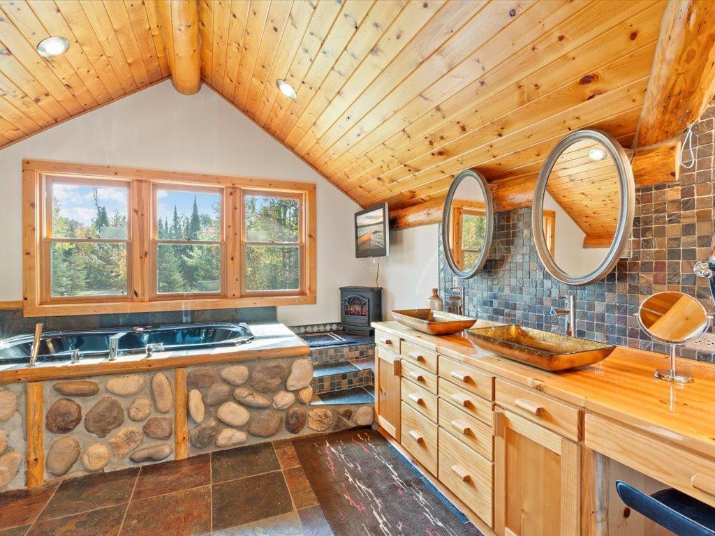 24800 Crooked Road