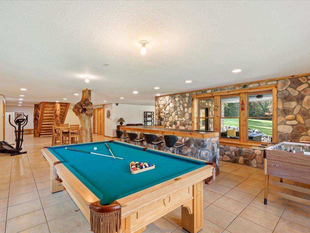 24800 Crooked Road