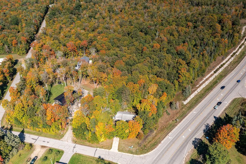 20517 Woodland Heights Drive