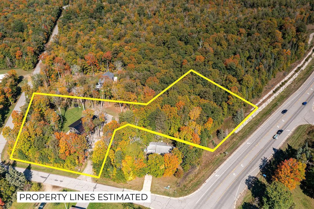 20517 Woodland Heights Drive