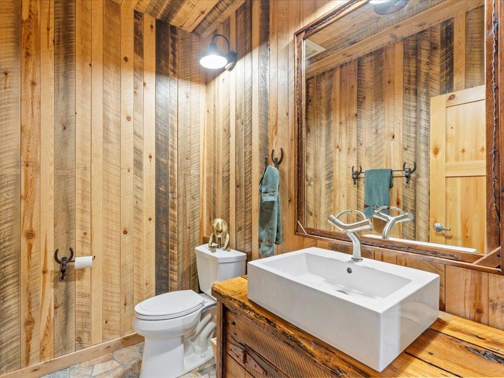 37202 Scenic Highway