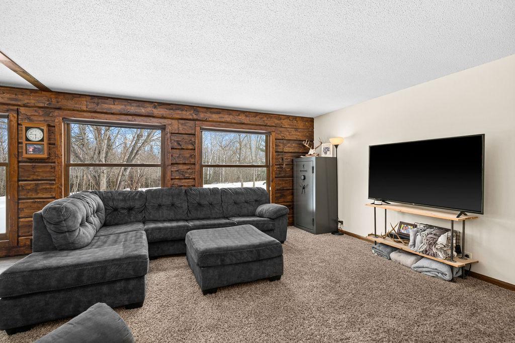 35431 W Deer Lake Road