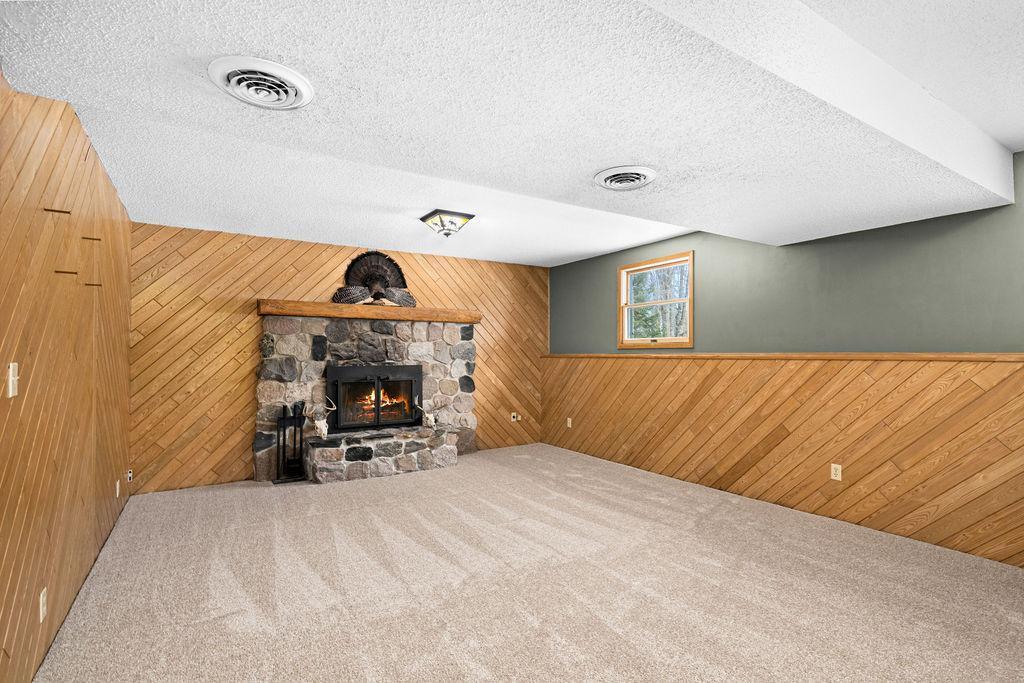 35431 W Deer Lake Road