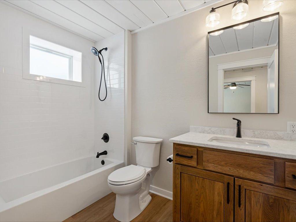 33177 Crystal Springs Road