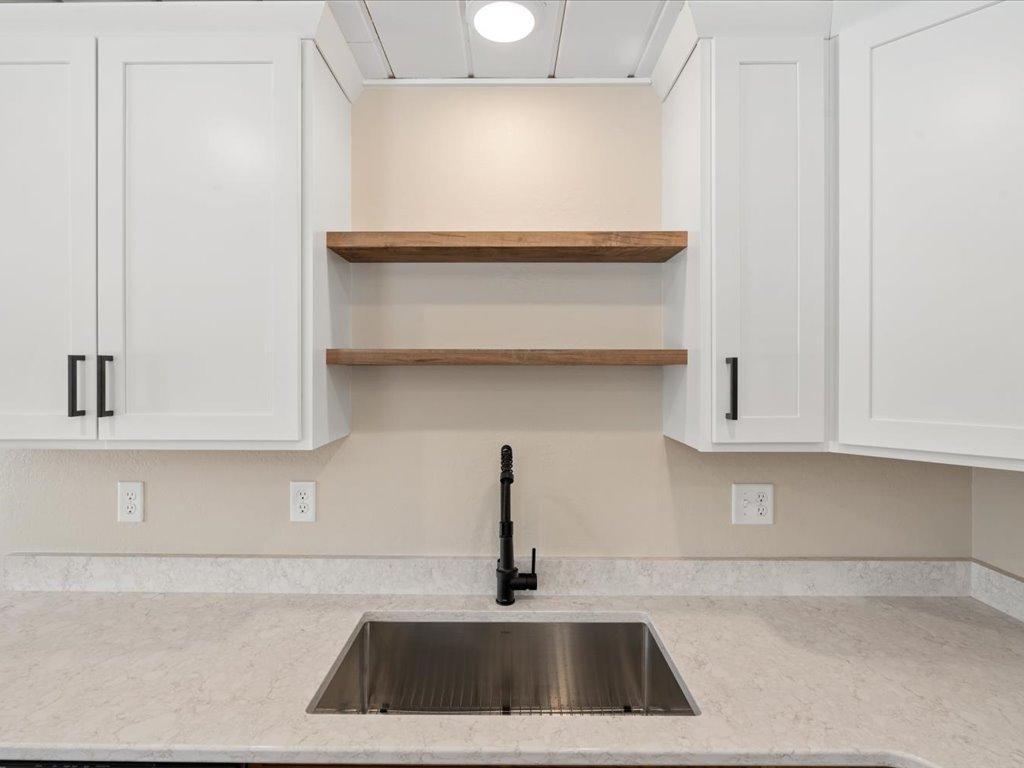 33177 Crystal Springs Road