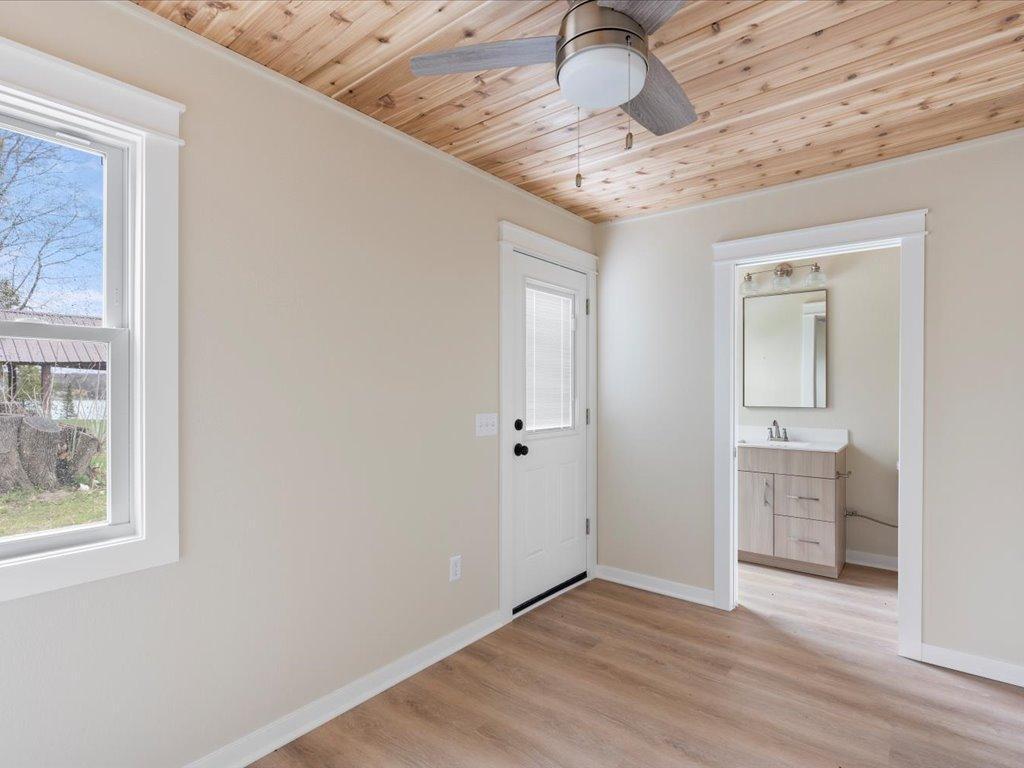 33177 Crystal Springs Road