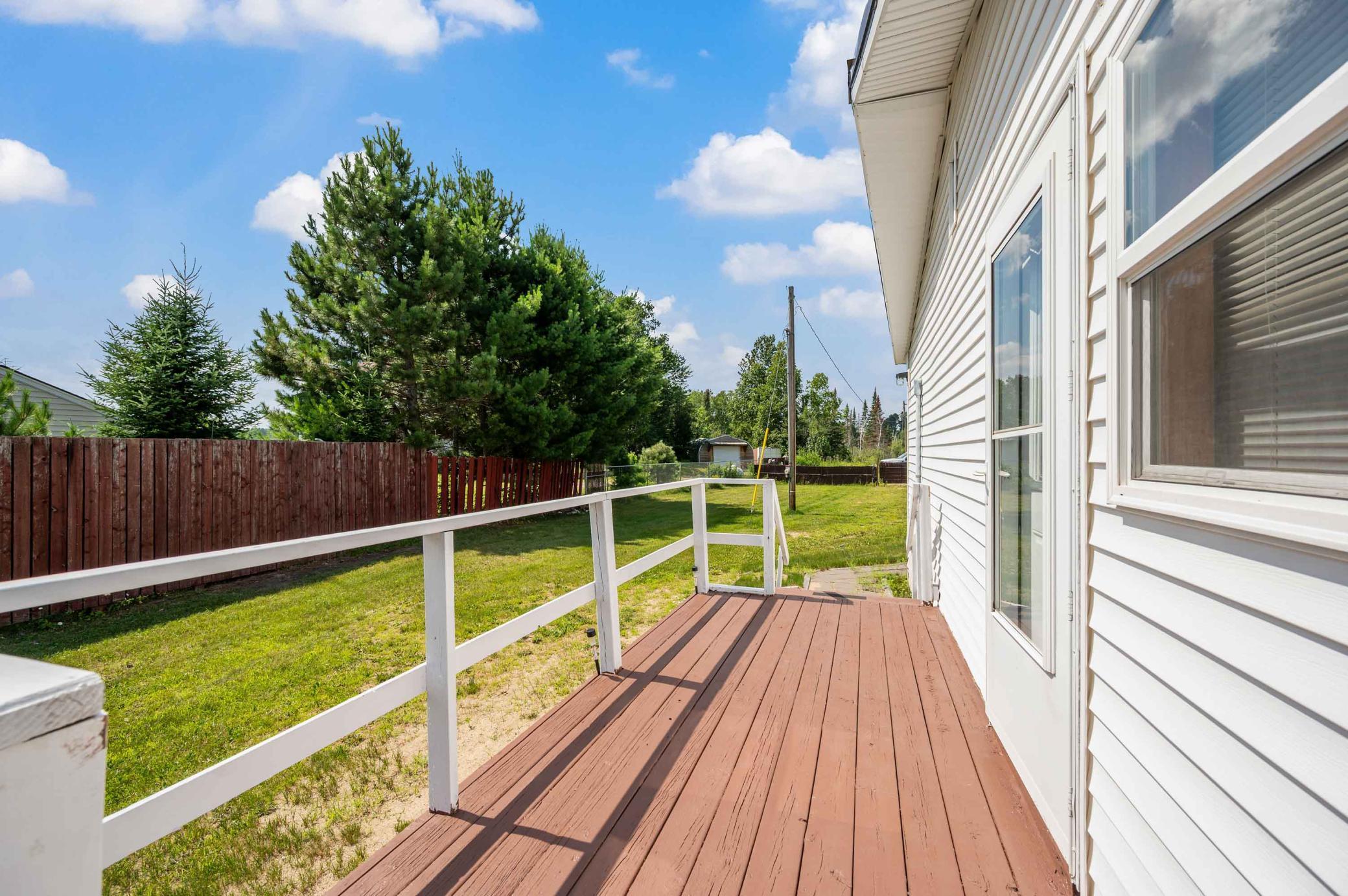 49812 Long Lake Trail