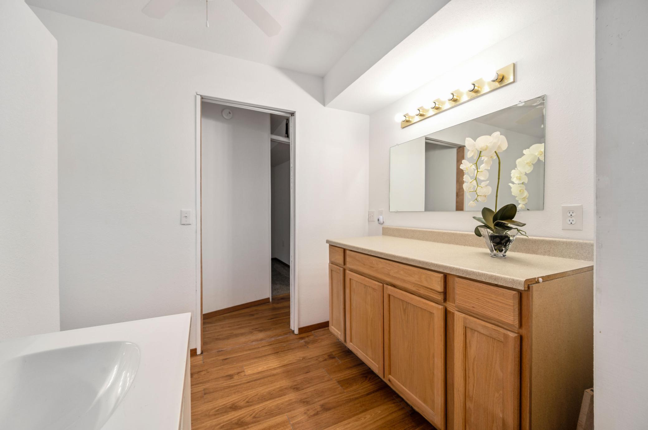 49812 Long Lake Trail