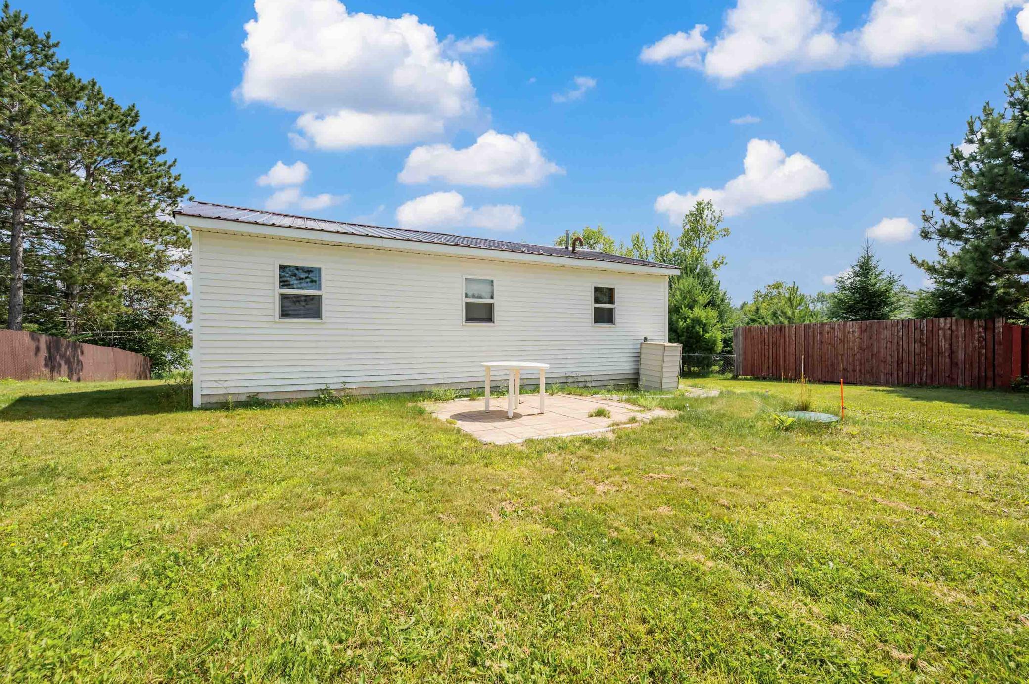 49812 Long Lake Trail