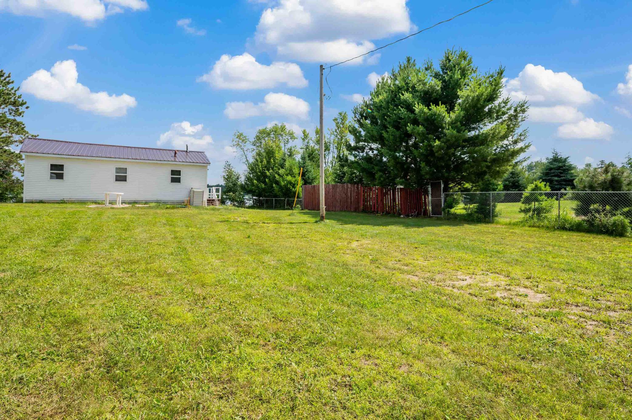 49812 Long Lake Trail