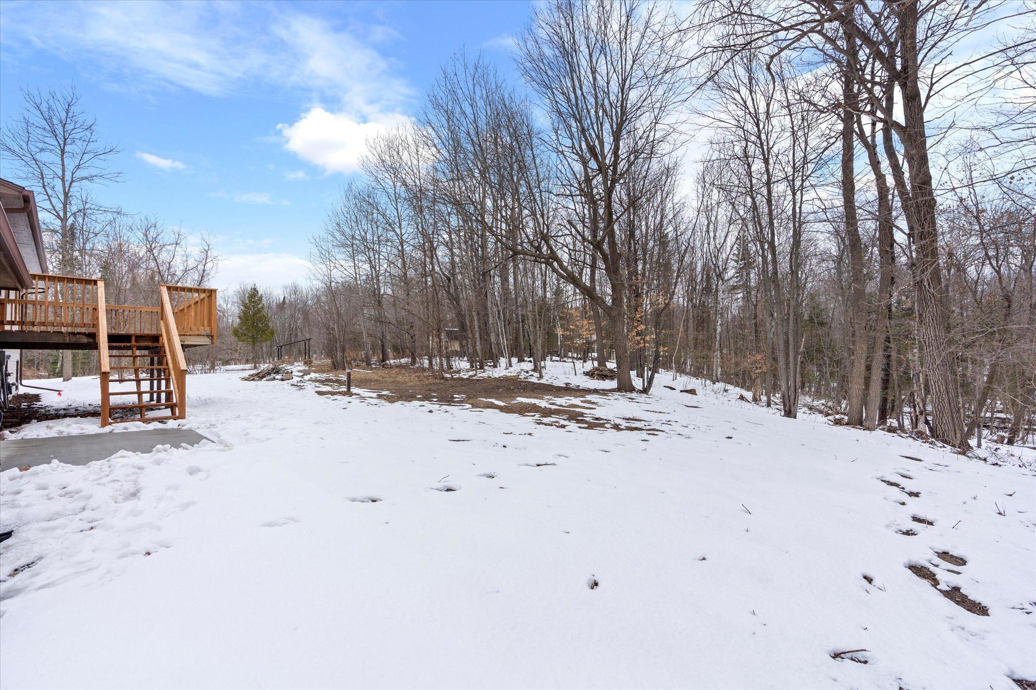 37098 Woodland Drive