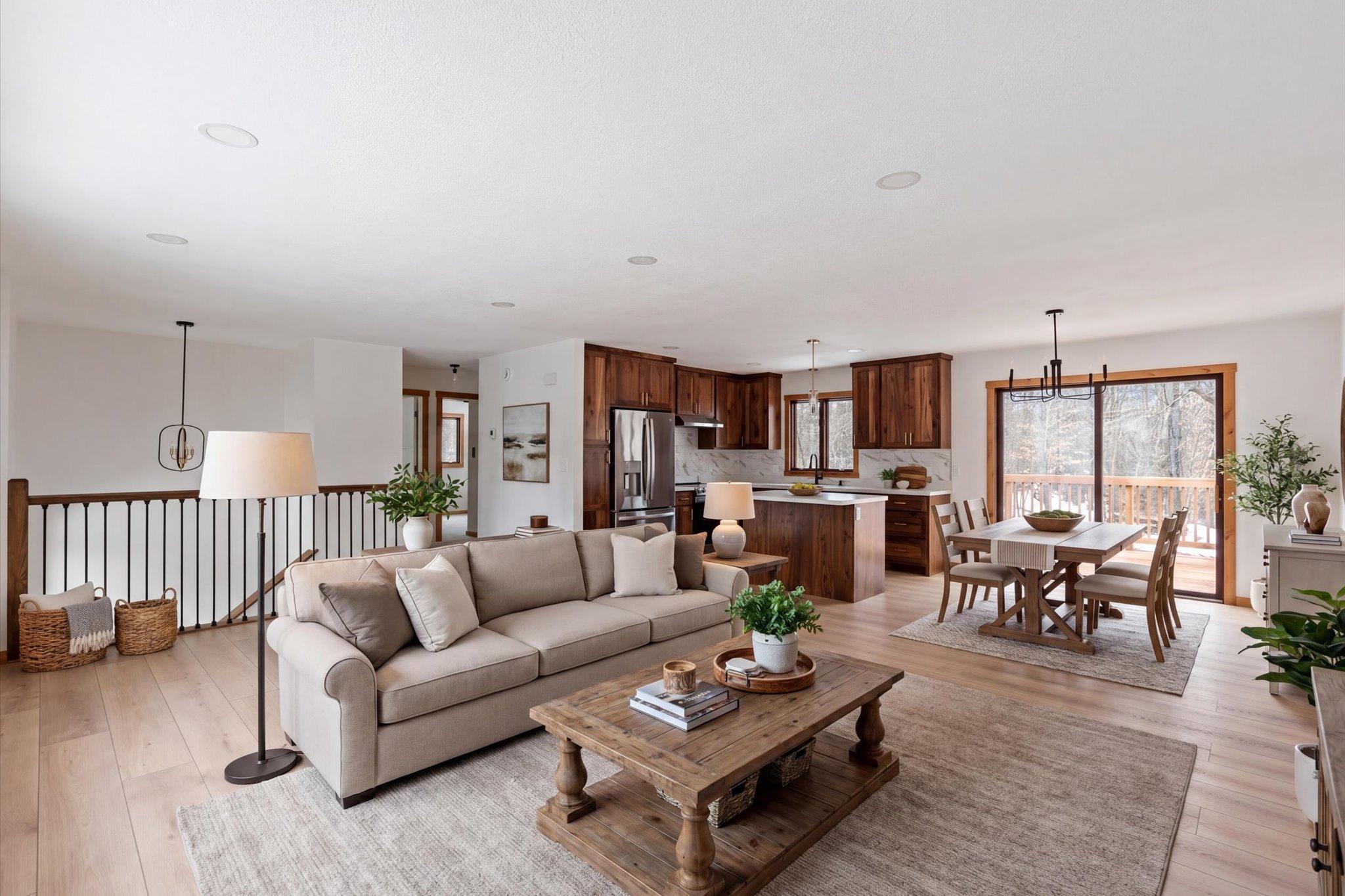 37098 Woodland Drive