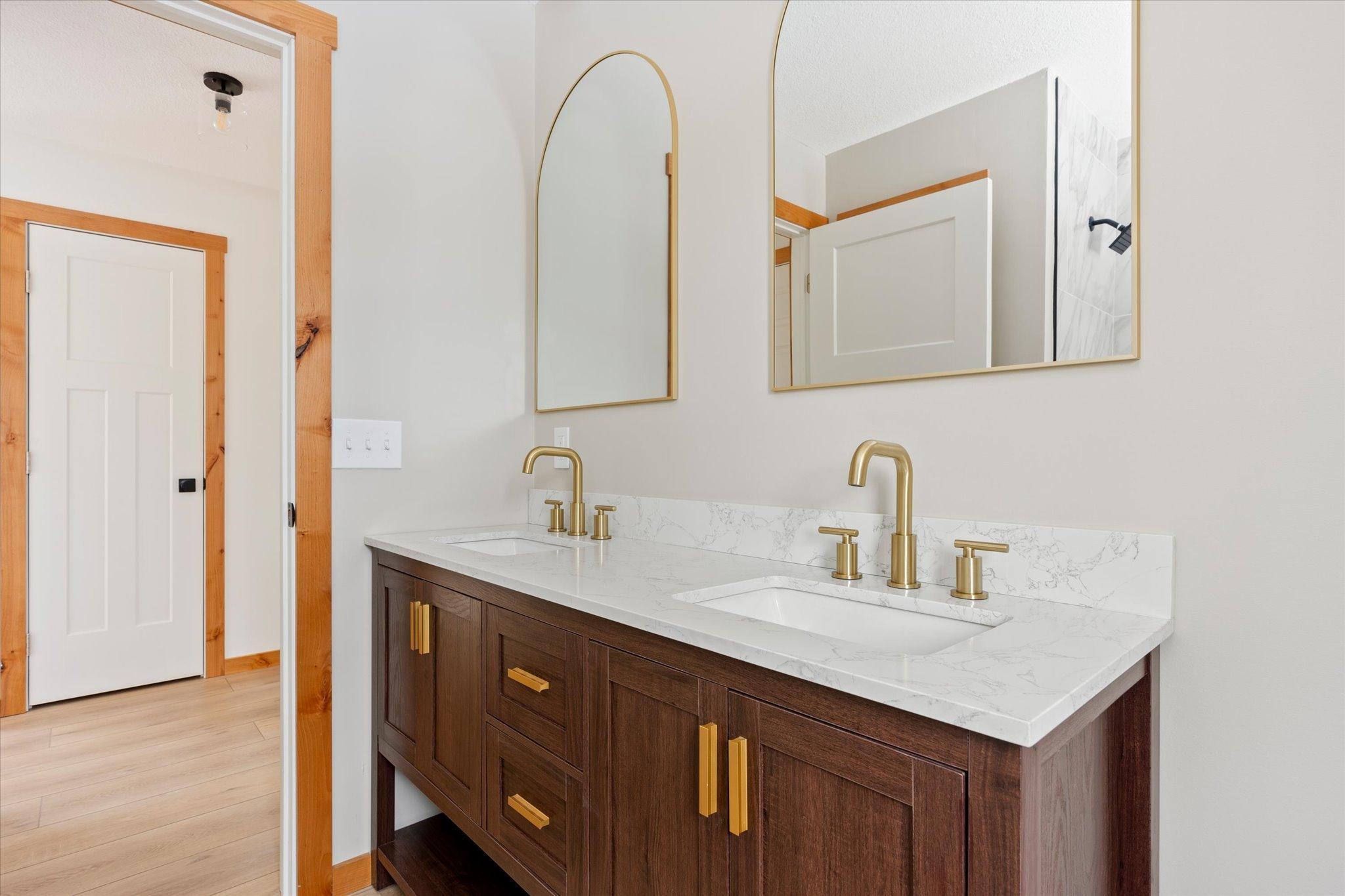 37098 Woodland Drive