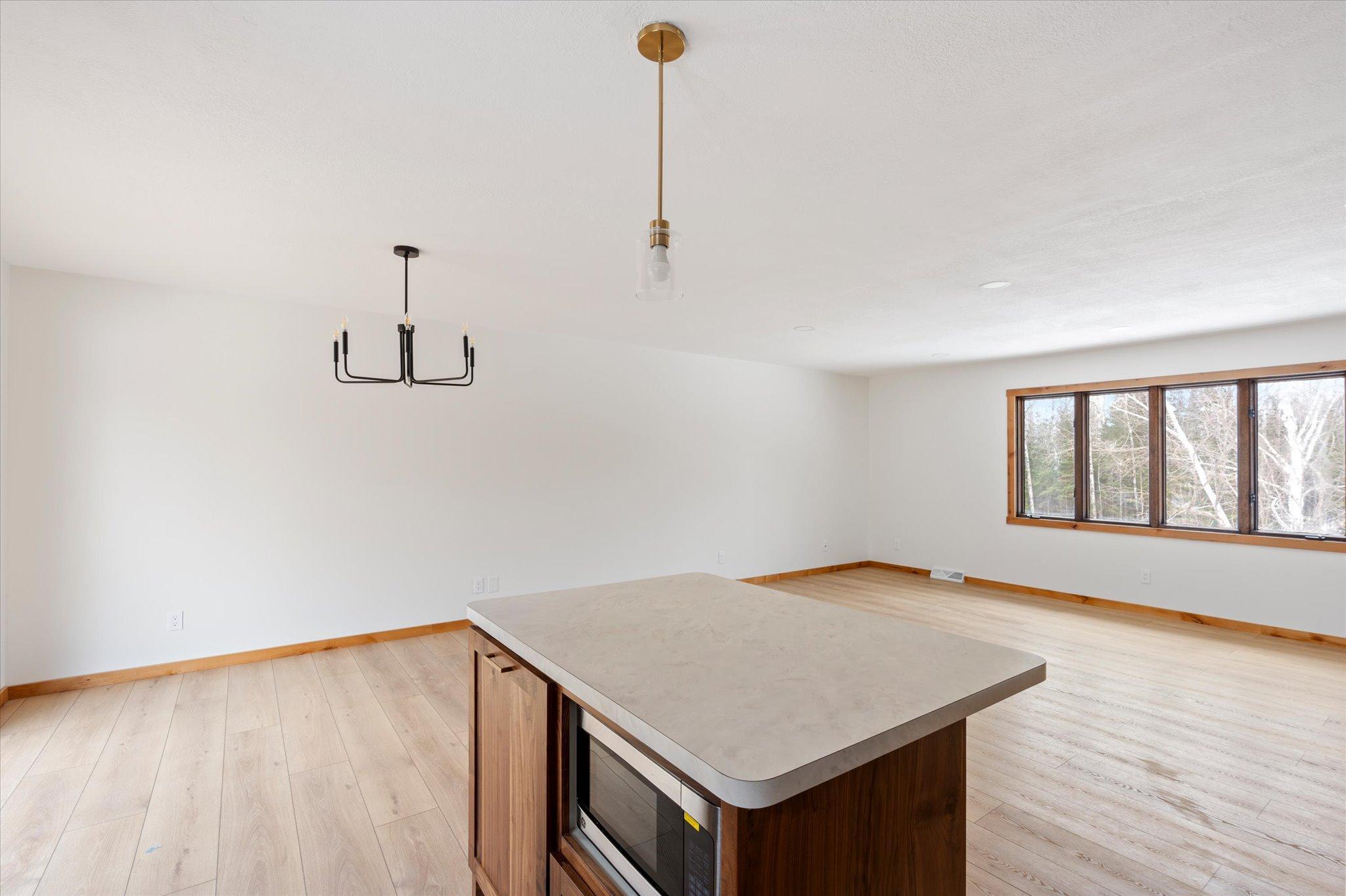 37098 Woodland Drive