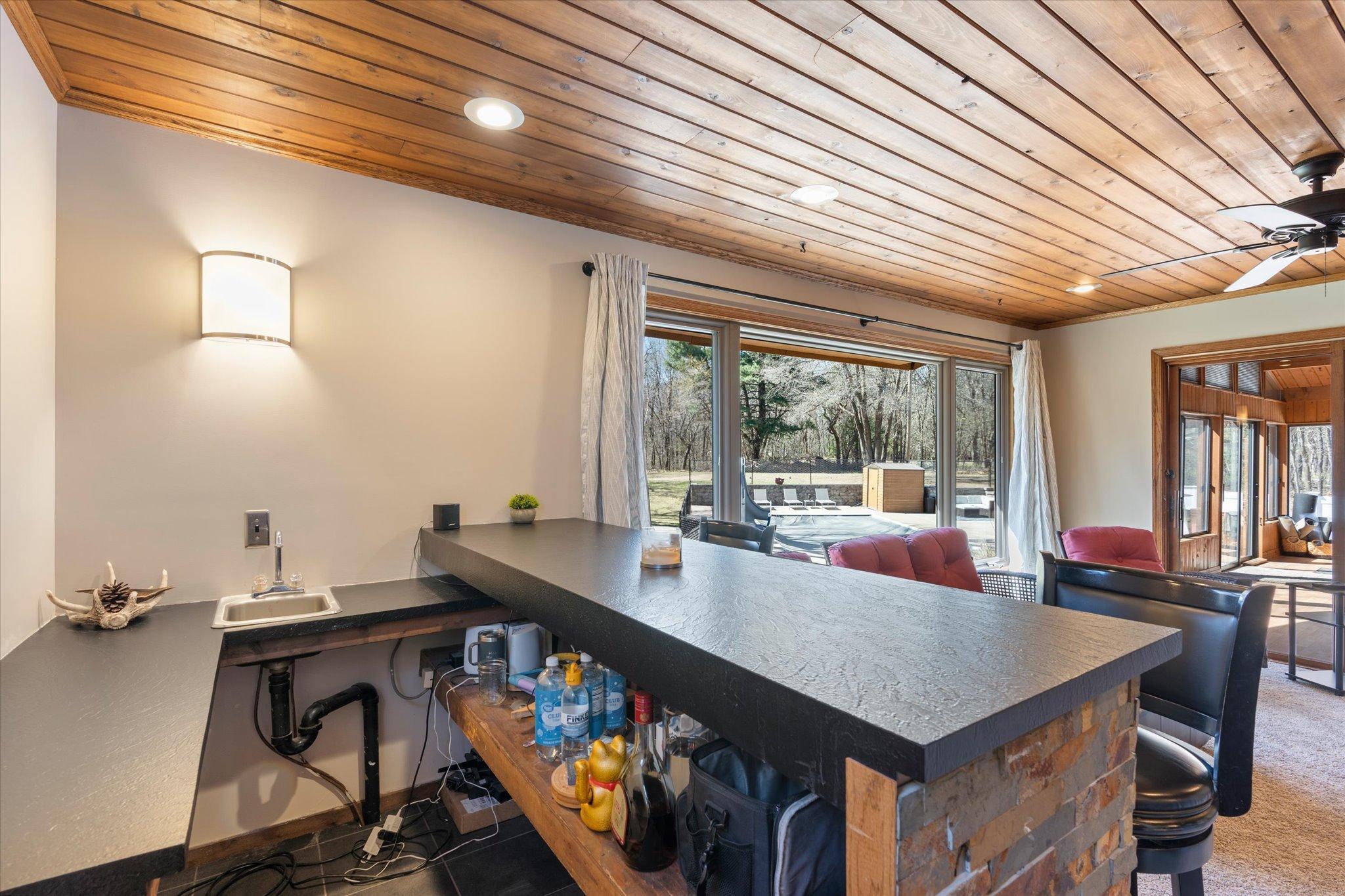 15002 University Avenue NW