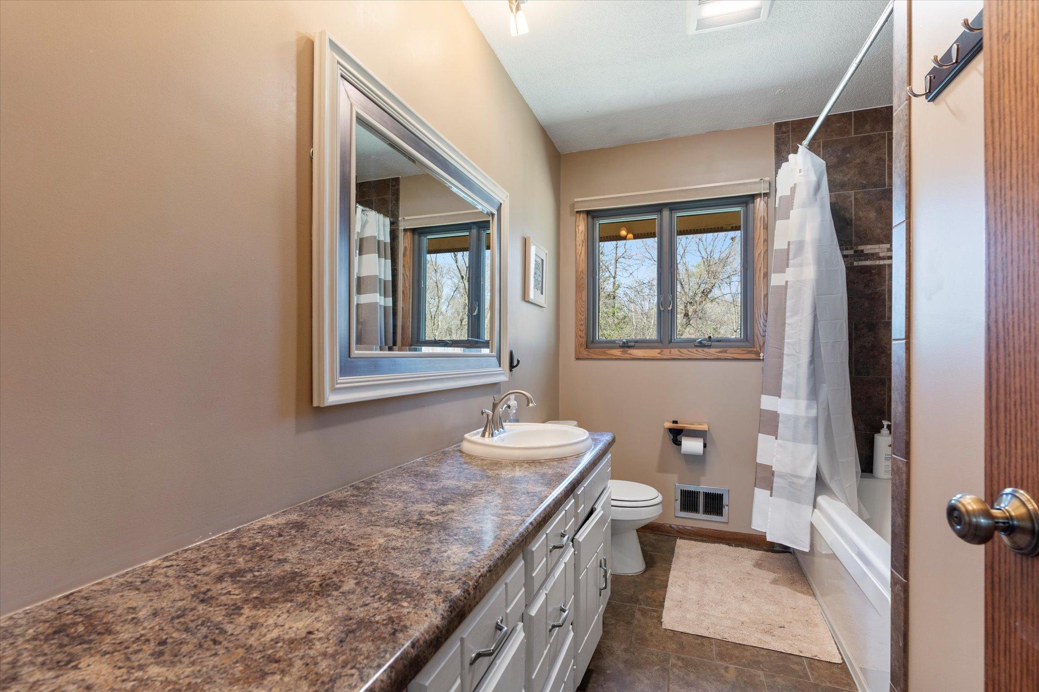 15002 University Avenue NW