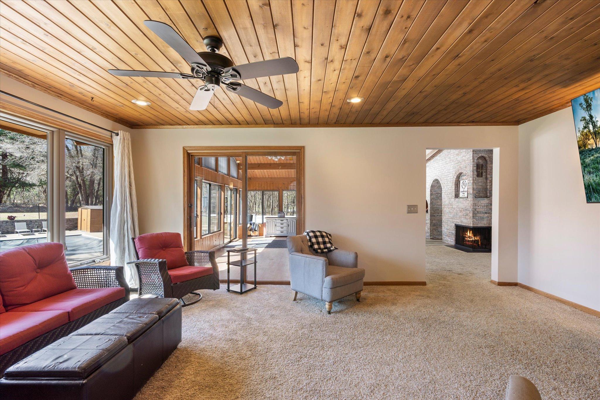 15002 University Avenue NW