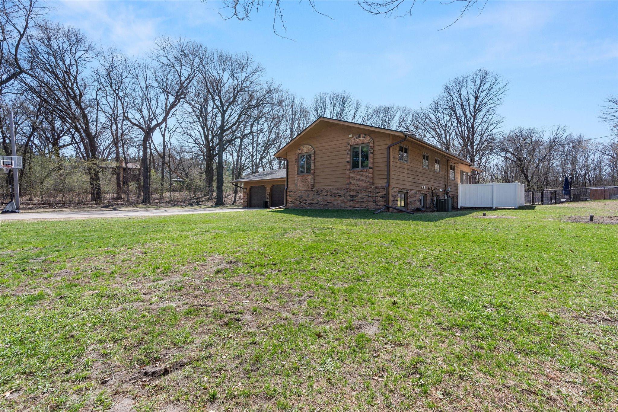 15002 University Avenue NW