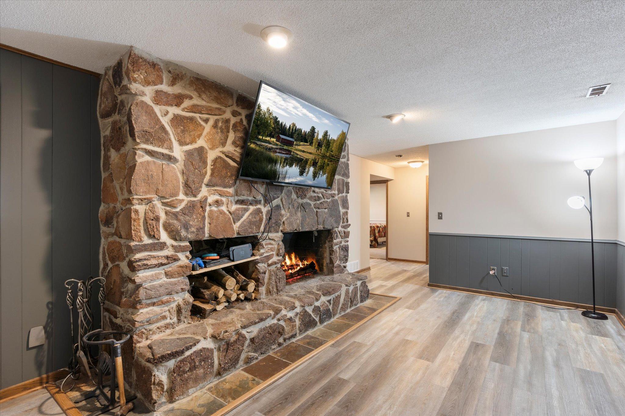 15002 University Avenue NW