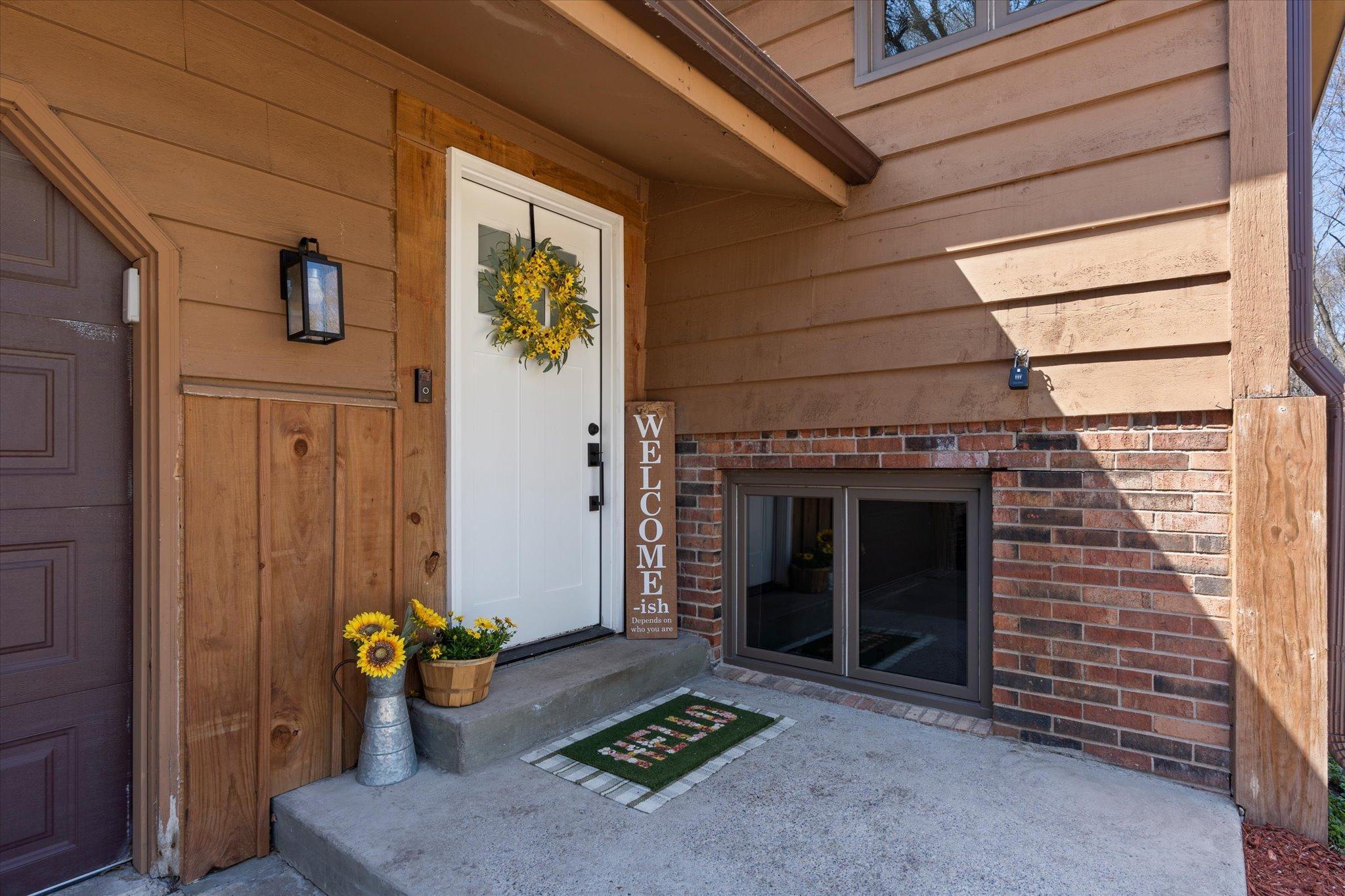 15002 University Avenue NW