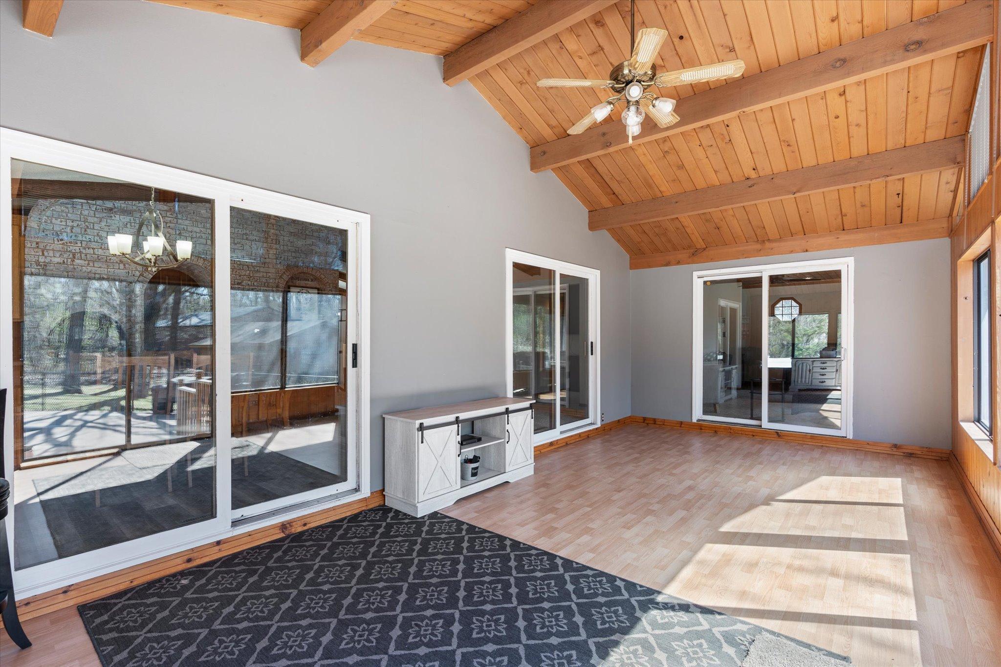 15002 University Avenue NW