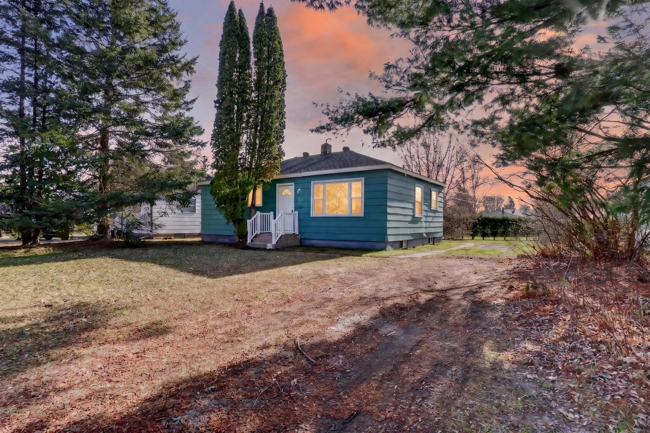 908 Clover Lane