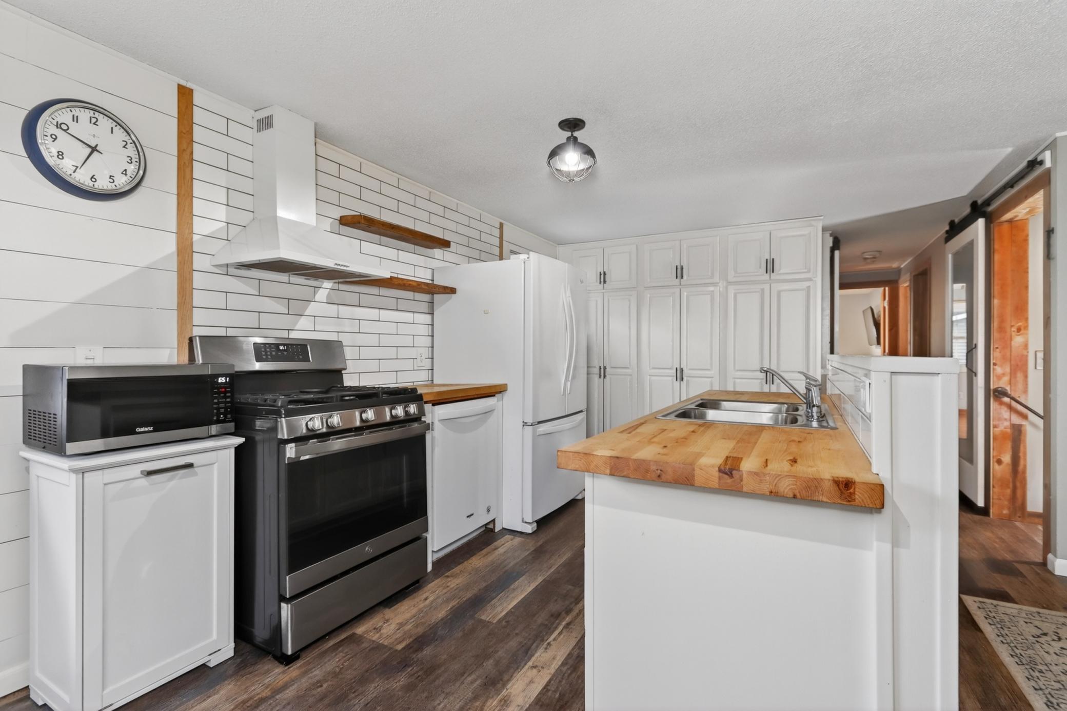 2109 Strader Drive