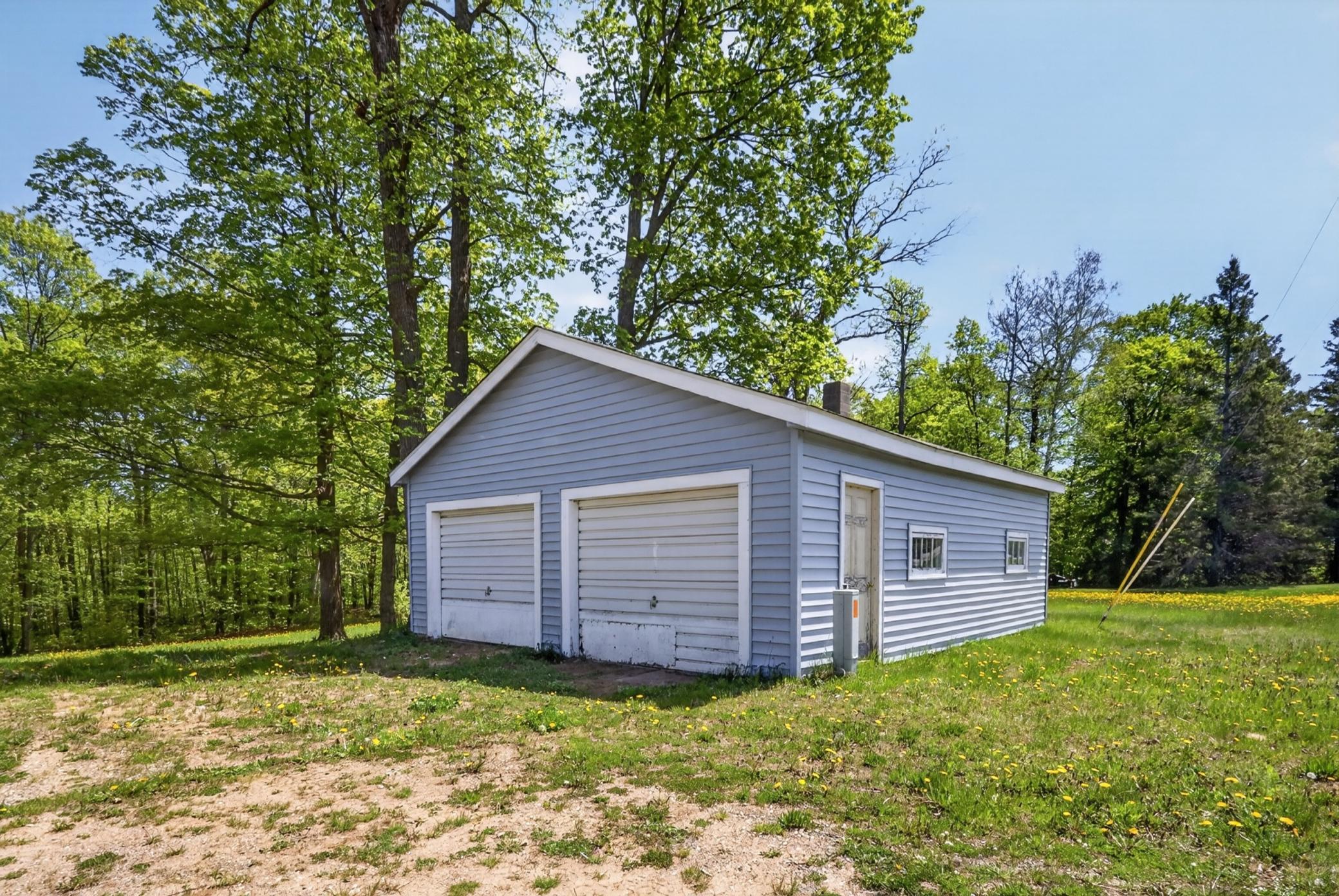 21402 US Highway 169