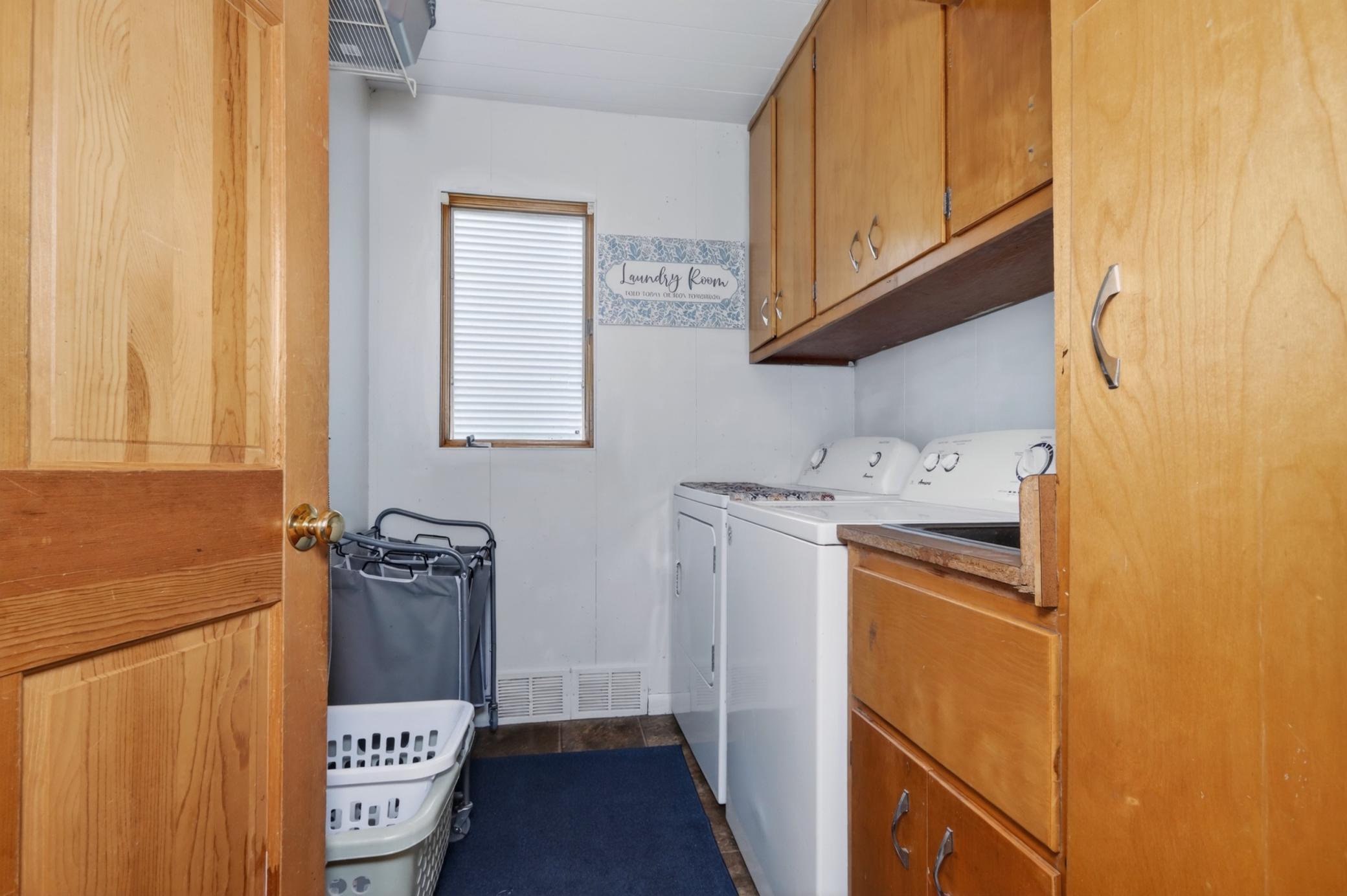 323 NW 11th Street