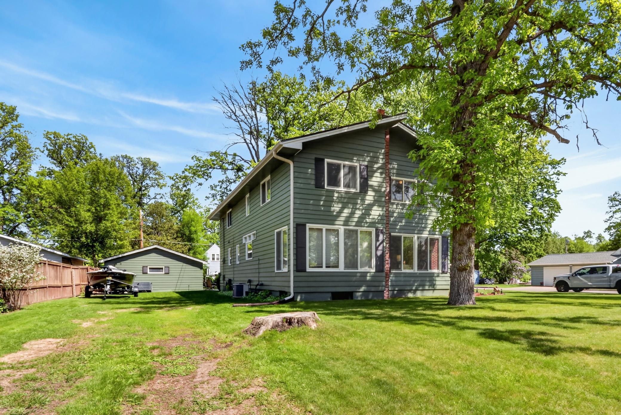 323 NW 11th Street