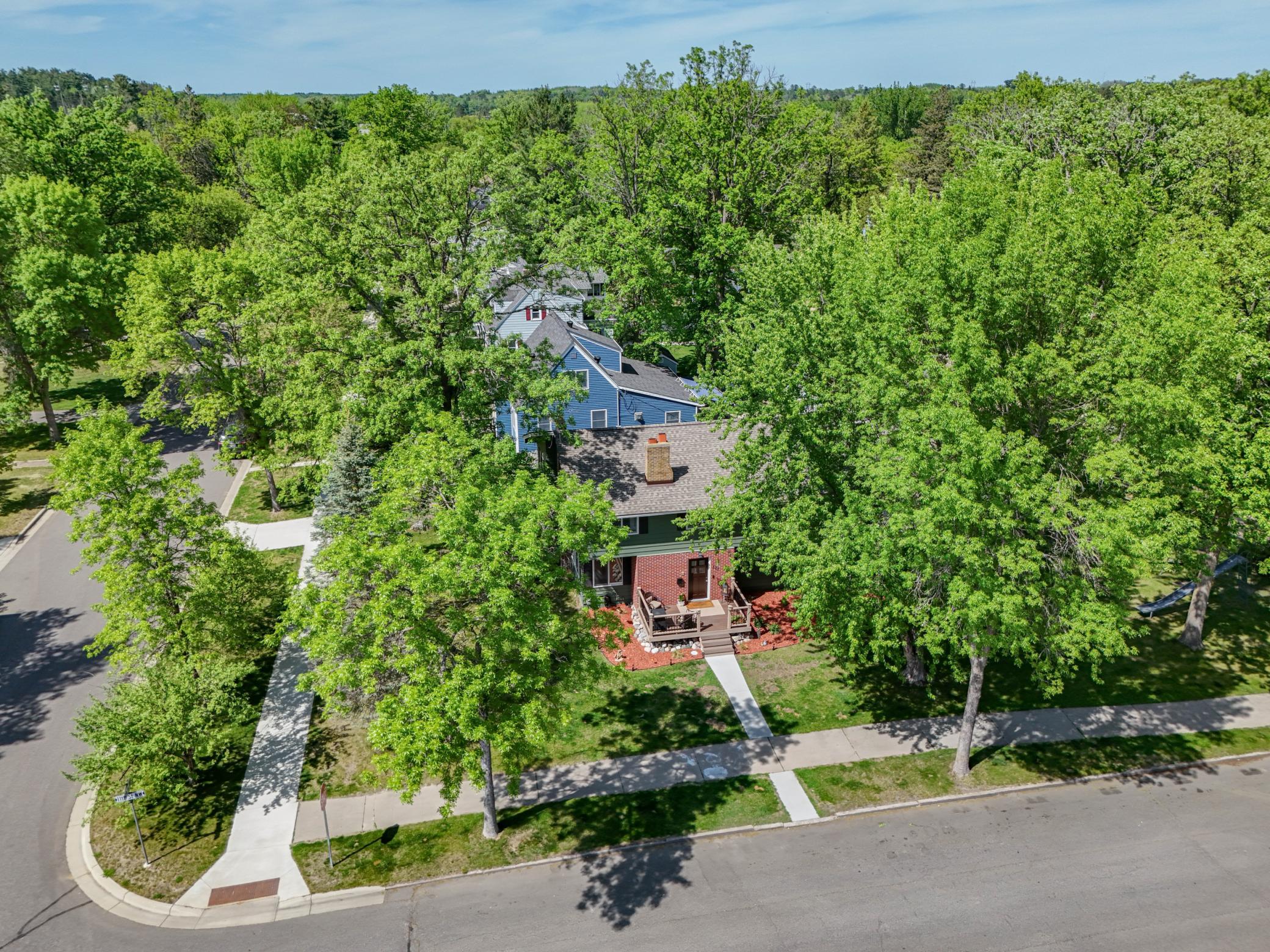 323 NW 11th Street