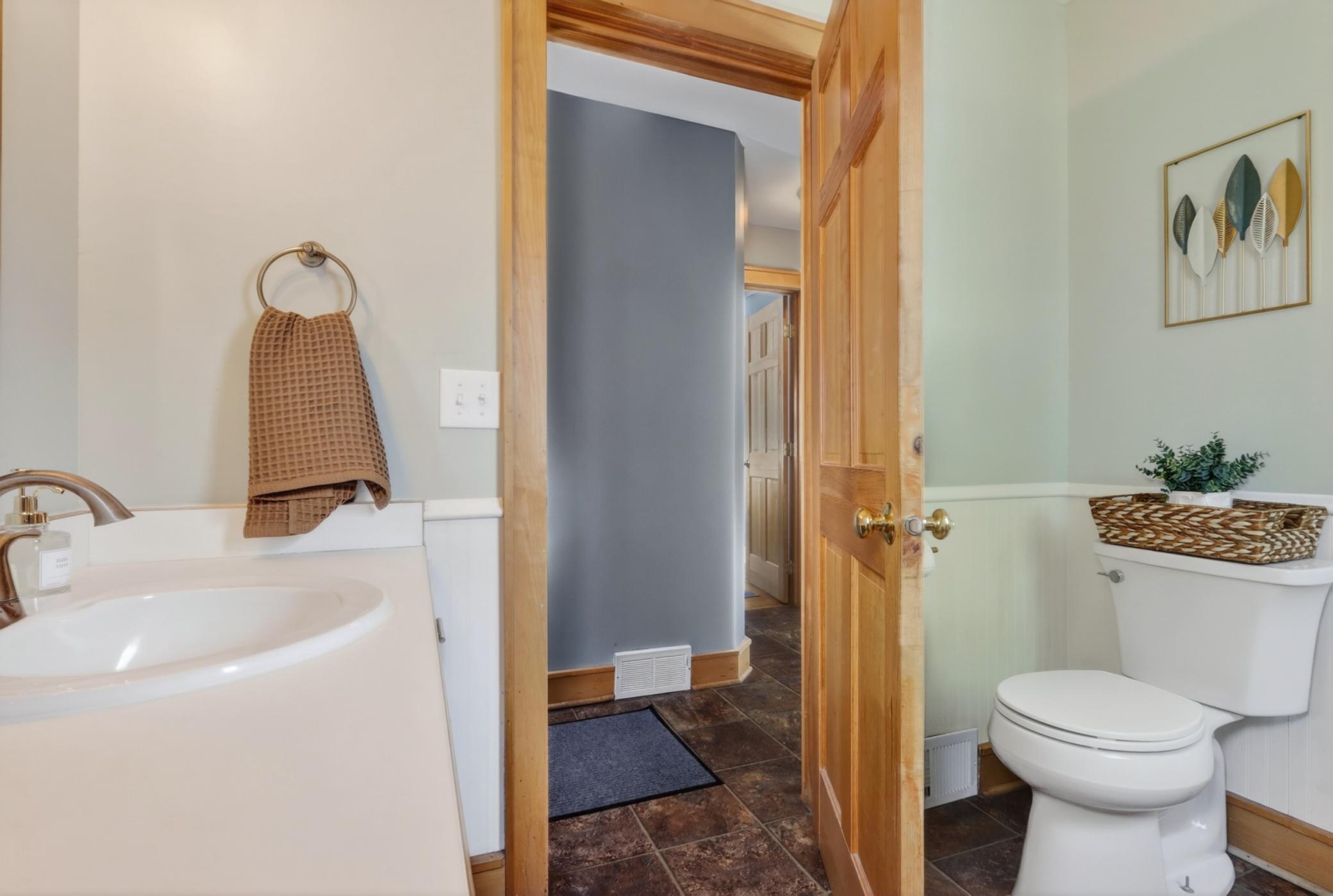 323 NW 11th Street