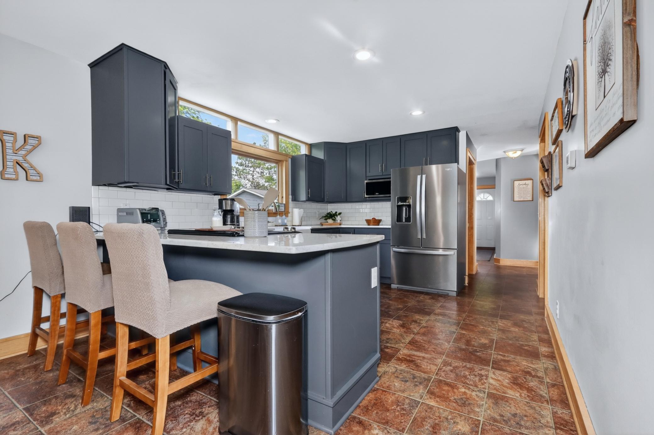 323 NW 11th Street
