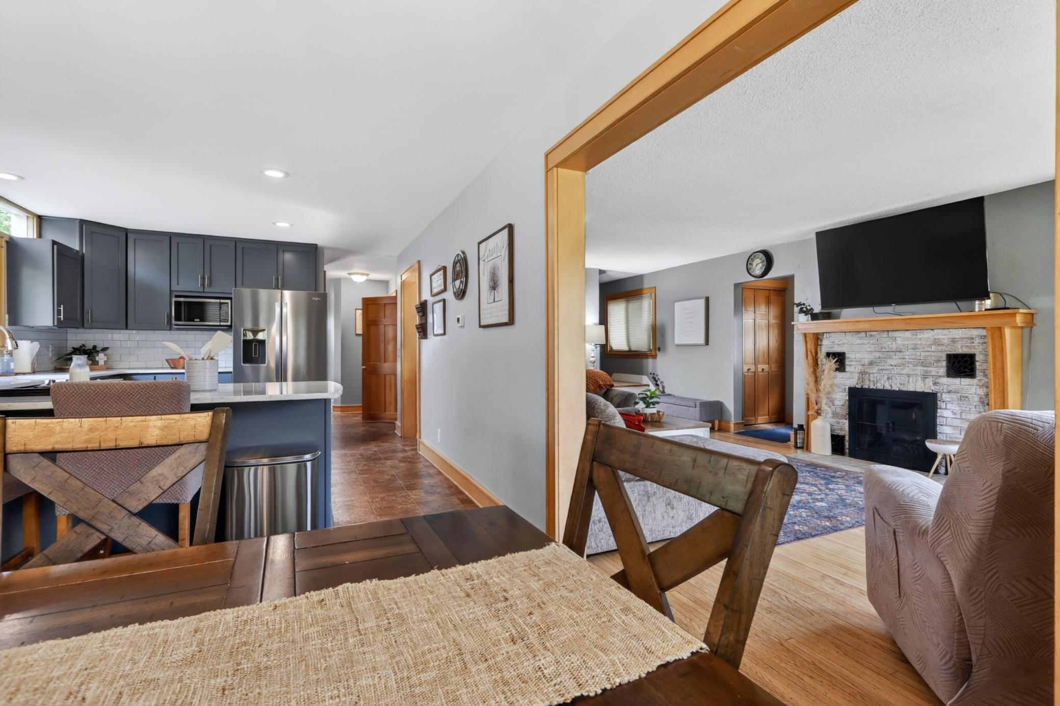 323 NW 11th Street