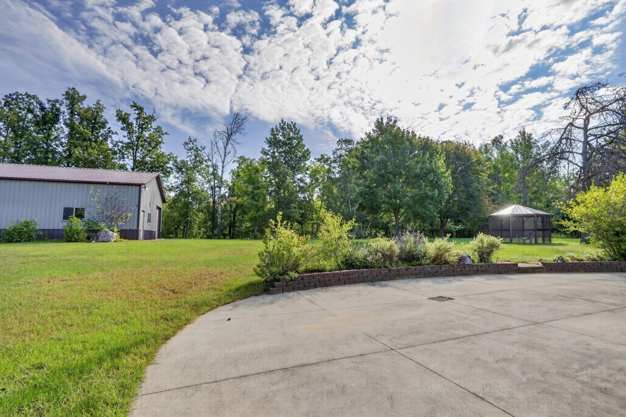 3065 River Road